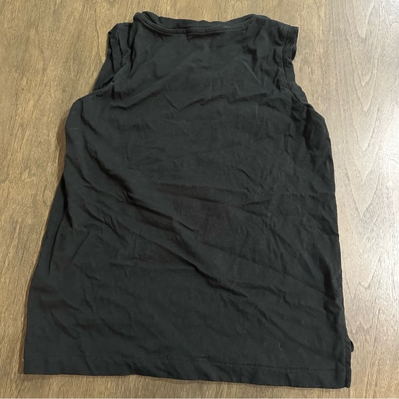 Set of Two Madewell Women’s Black and Blue Scoop Shirts Size XS - Picture 13 of 13